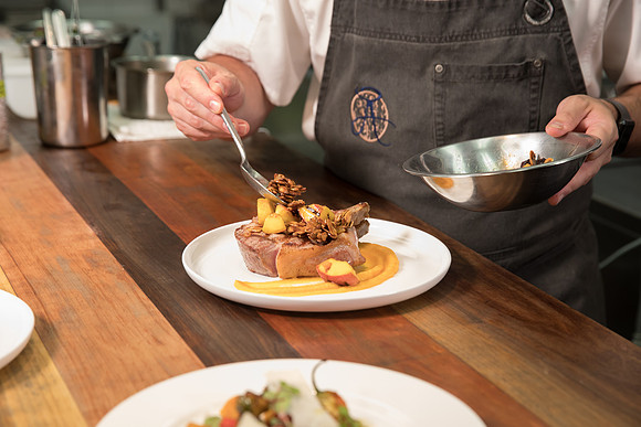 Gourmet Essentials_Ahso Restaurant_Chef Plating_24